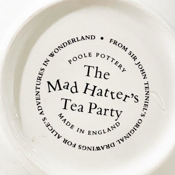 Poole Pottery Mad Hatters Tea Party Teapot Alice In Wonderland England - Picture 12 of 15